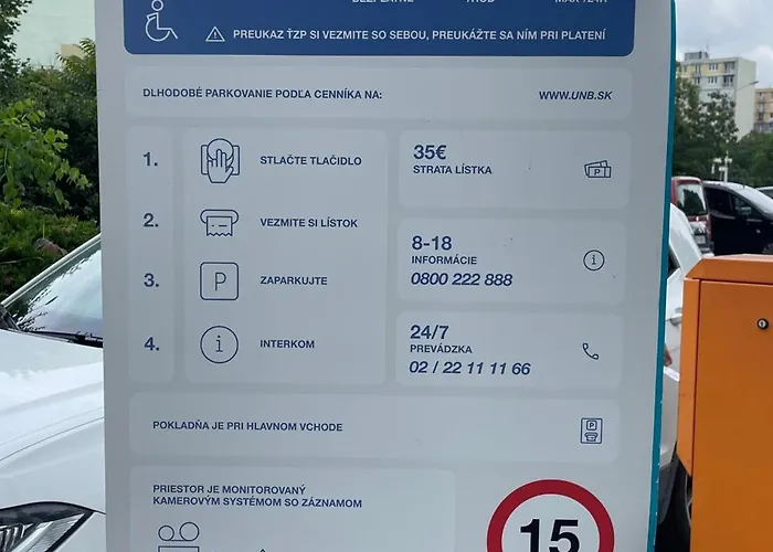 Apartmán Cozy Self Check-in In Vibrant Ruzinov Area, Komarnicka 42,